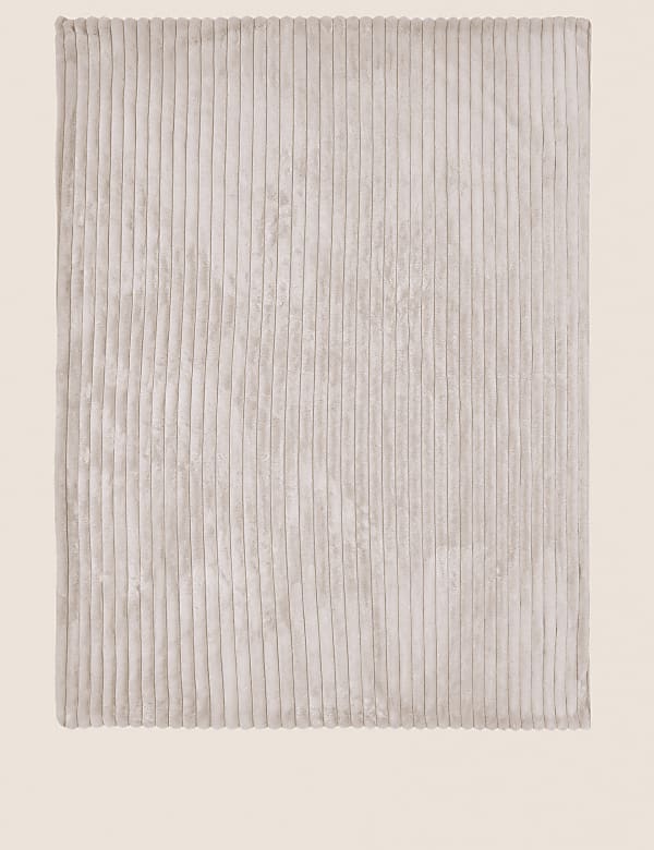 Faux Fur Ribbed Throw - ES