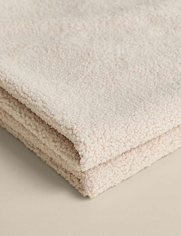 Flísový přehoz z umělé kožešiny - CZ