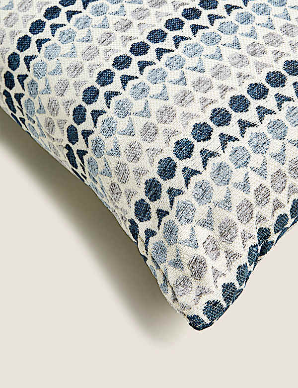 Hexagon Geometric Cushion