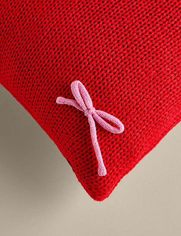 Knitted Bow Cushion - UA
