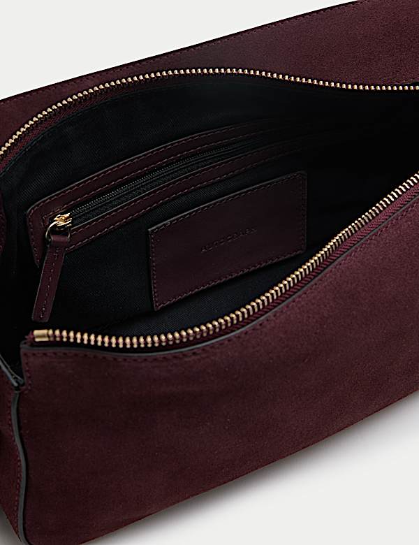 Sac &agrave; bandouli&egrave;re boxy en daim - CH