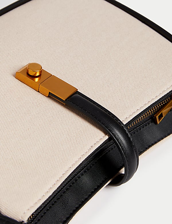 Lock Detail Shoulder Bag - CH