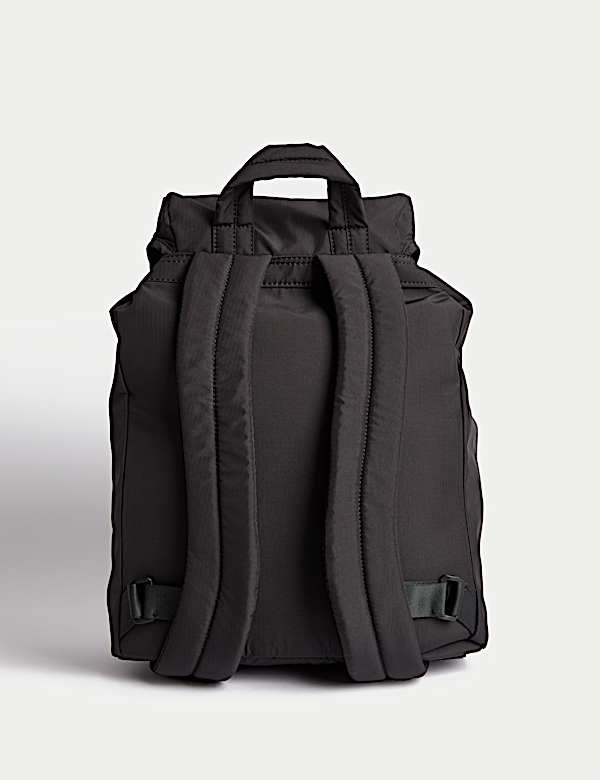 תיק גב עם כיסים ושרוך הידוק - IL