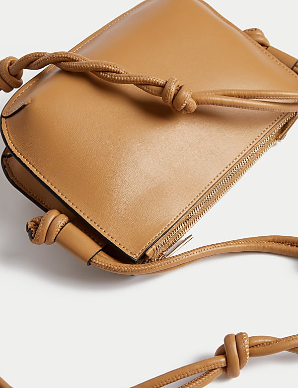 Knotted Detail Cross Body Bag
