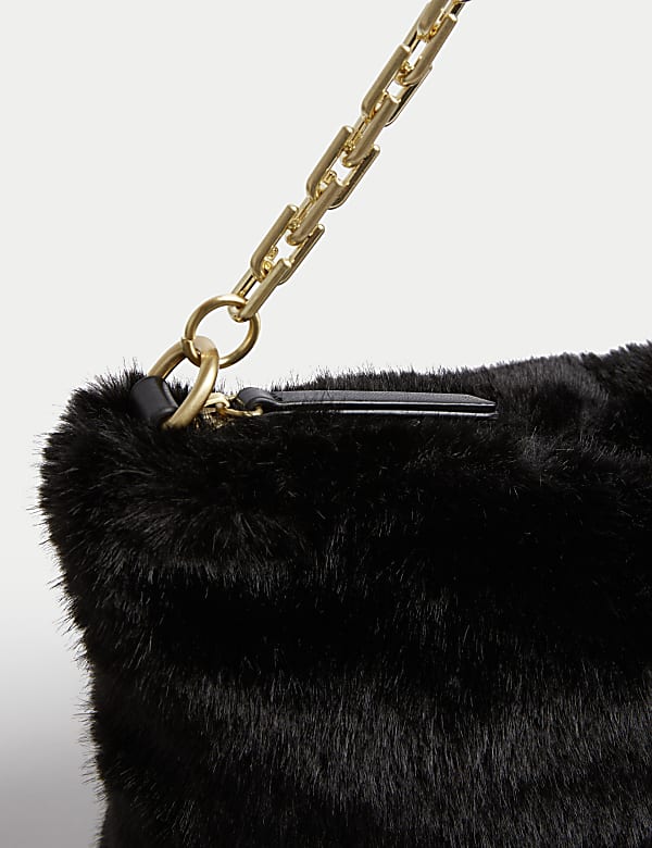 Faux Shearling Chain Strap Shoulder Bag - JE