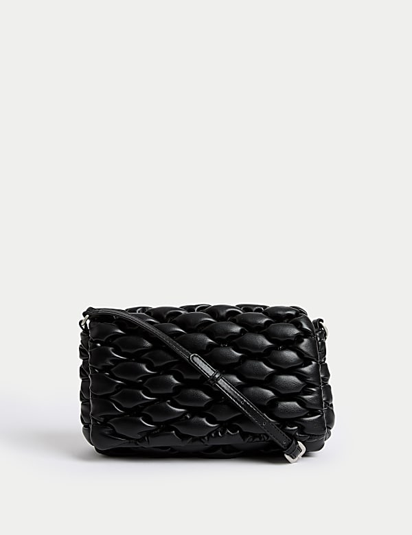 M&s purses & wallets top