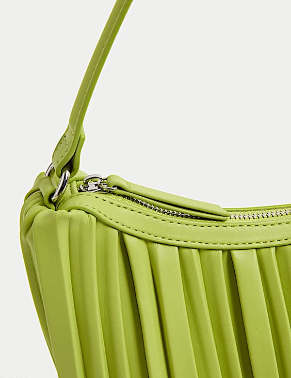 Sac &agrave; bandouli&egrave;re en similicuir pliss&eacute; - FR