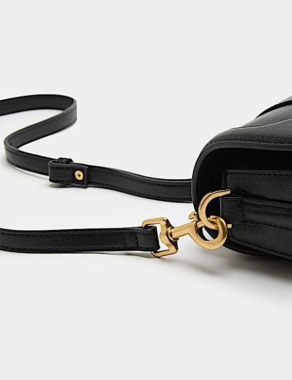Buckle Saddle Bag - VN