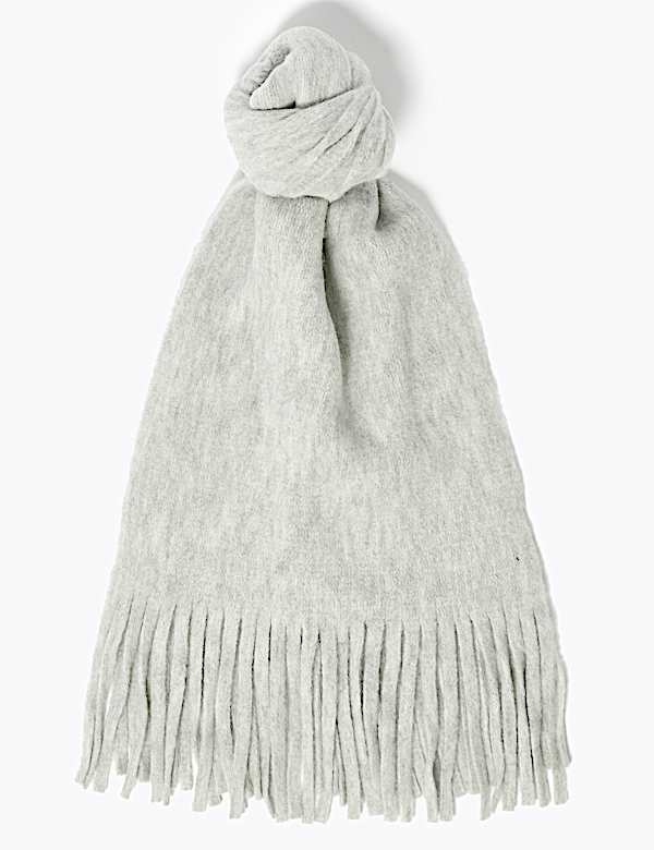 Super Soft Knitted Scarf