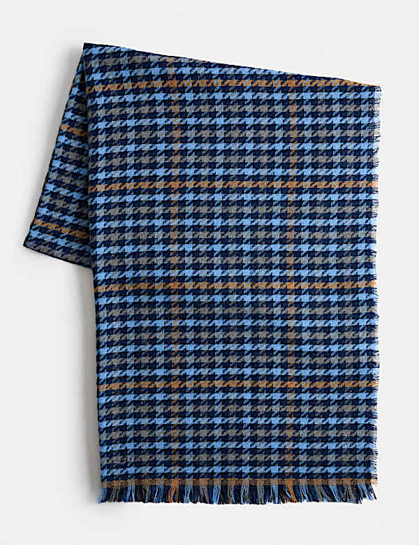 Checked Fringed Scarf