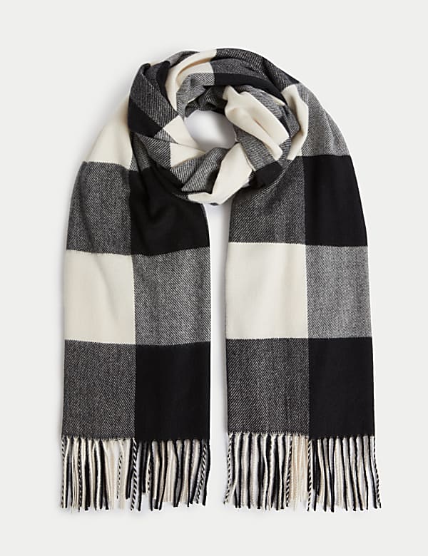Checked Tassel Scarf