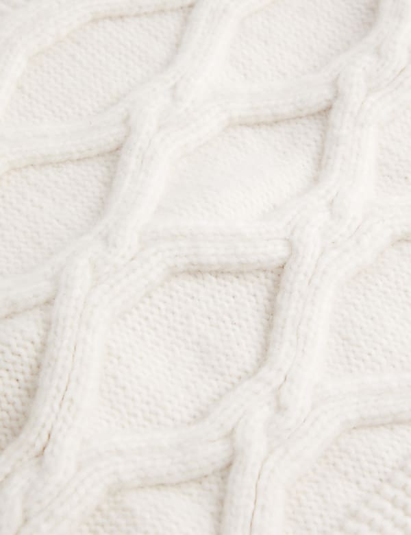 Cable Knit Scarf
