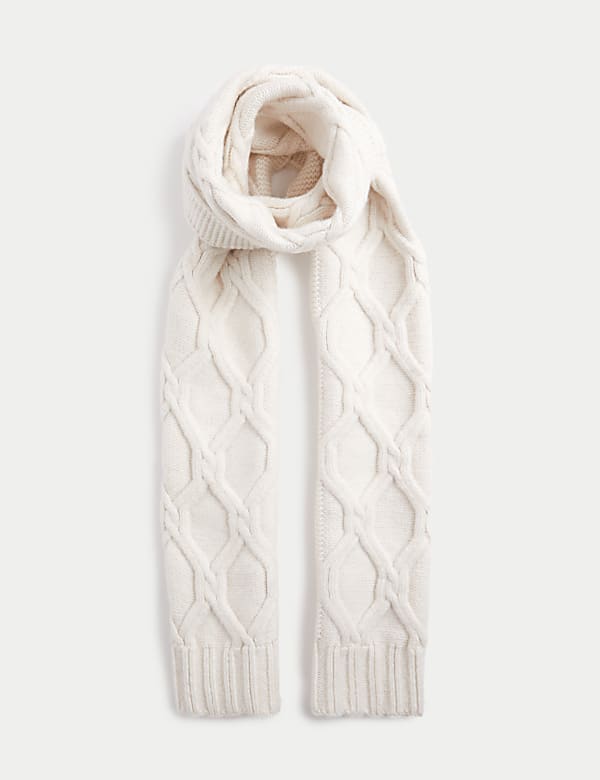 Cable Knit Scarf