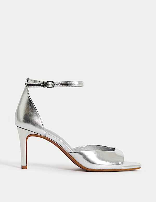 Talons aiguilles vernis à bride à la cheville et boucle effet métallisé - LU
