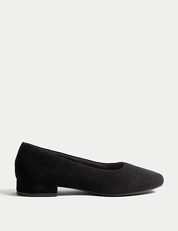 Black leather pumps block heel sale