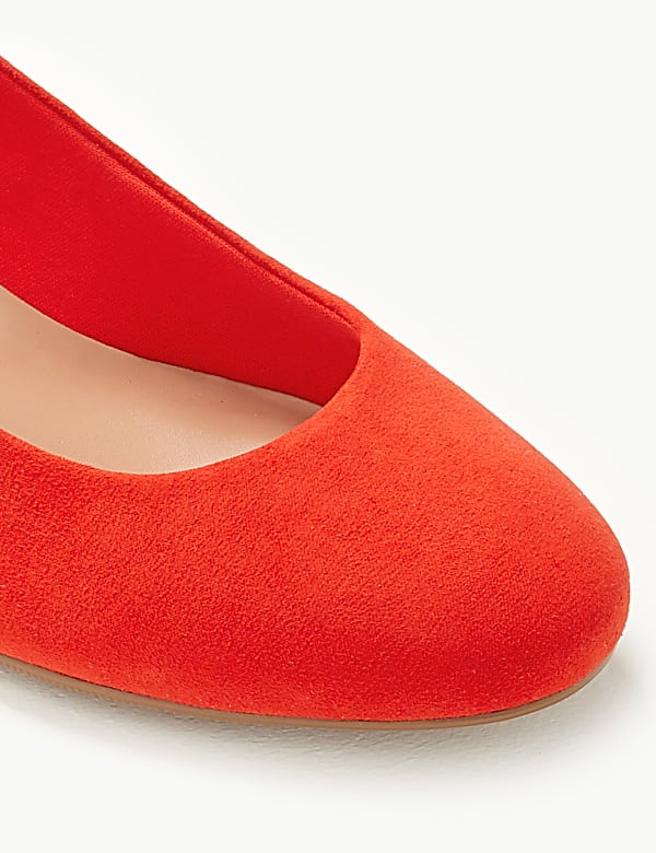 Wide Fit Block Heel Court Shoes