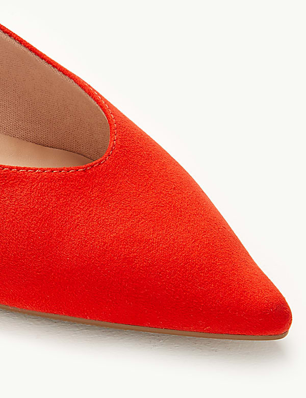 Kitten Heel Pointed Court Shoes