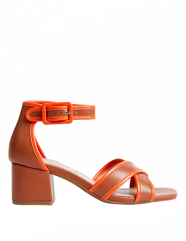 Wide high heel sandals 2025