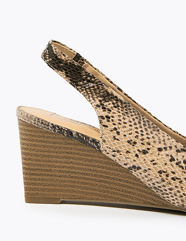 Printed Wedge Pointed Slingback Shoes