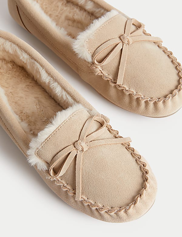 Suede Bow Faux Fur Lined Moccasin Slippers - SI