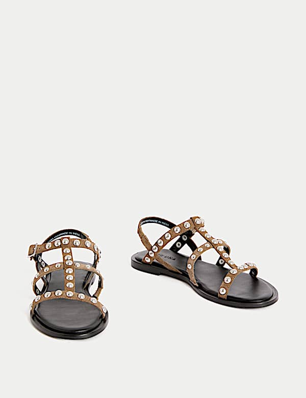 Suede Flat Gladiator Sandals - DE