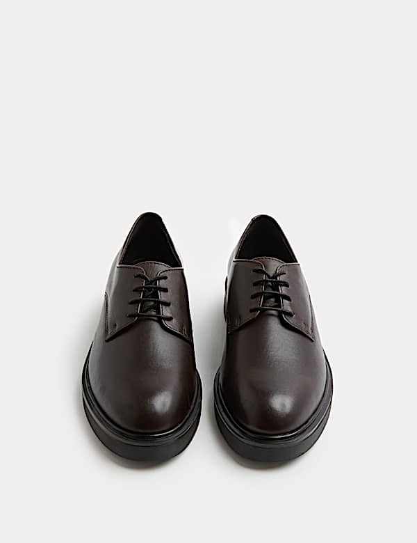 Flache Schnürschuhe aus Leder - AT