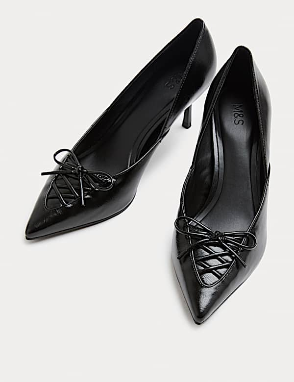 Escarpins à bout pointu, talons aiguilles et détail en dentelle - CH