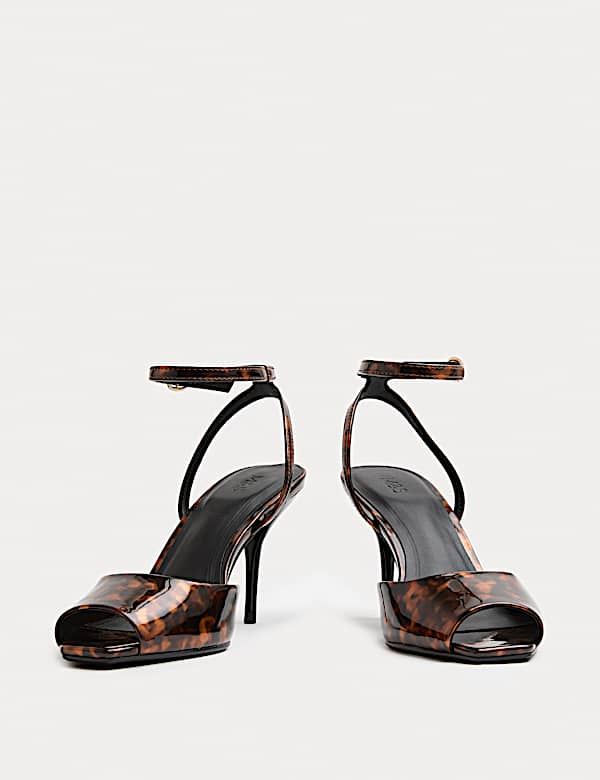 Sandales vernies effet écaille de tortue à talons et bout ouvert - FR