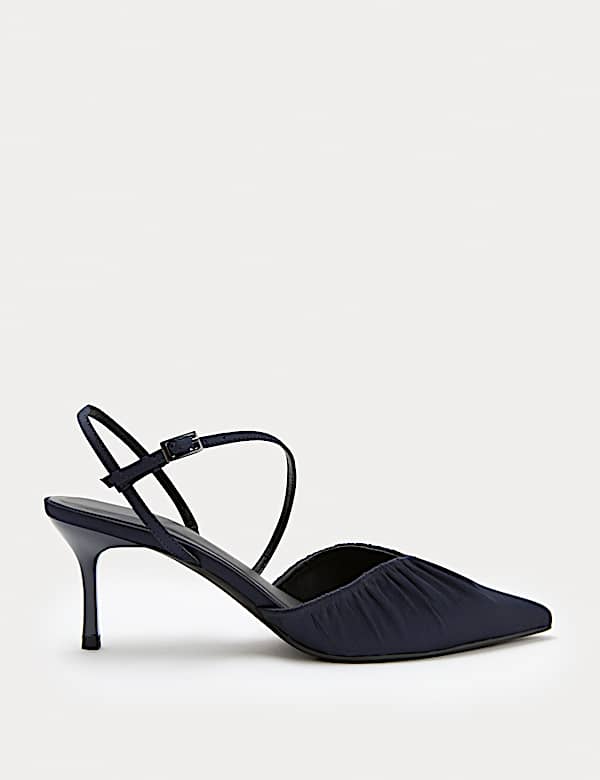 Gerüschte Fersenriemenschuhe aus Satin mit Pfennigabsätzen - AT