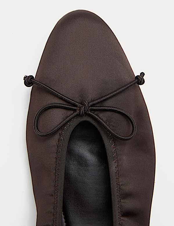 Satin Striped Flat Ballet Pumps - DE