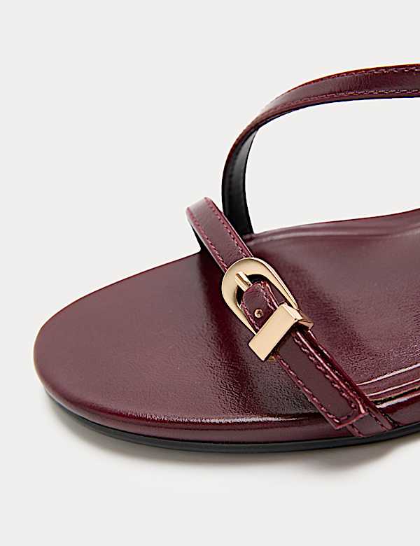 Sandalias con tiras con hebilla y tac&oacute;n de aguja - ES