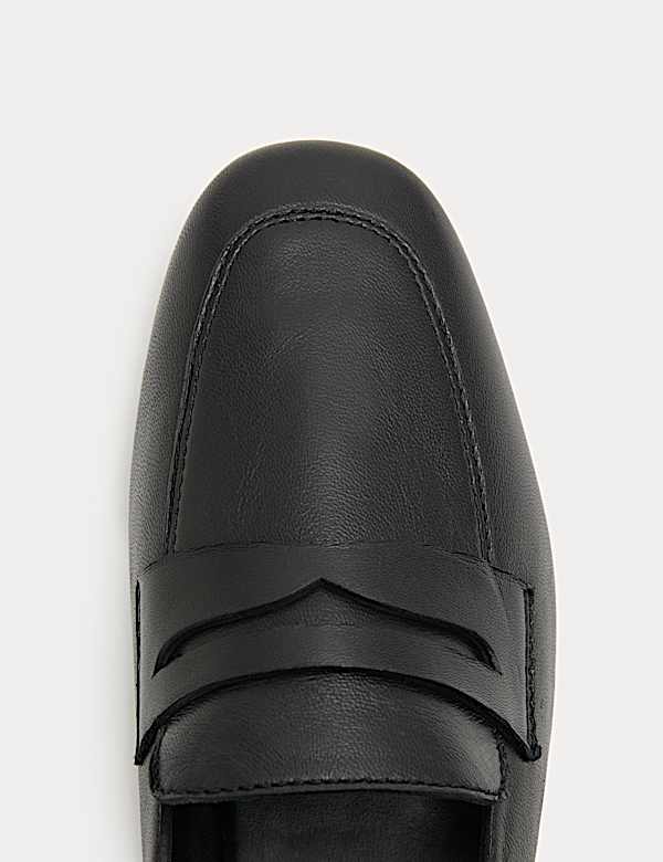 Mocassins plats en cuir &agrave; bout fusel&eacute; - BE