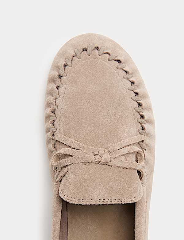 Suede Bow Flat Driver Shoes - BE