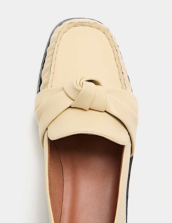 Lederslipper mit gedrehter Schleife - AT