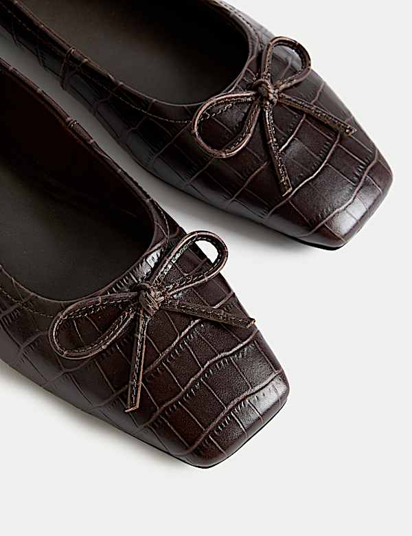 נעלי בלרינה שטוחות במרקם עור תנין עם חרטום מרובע - IL