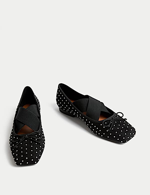 נעלי בלרינה שטוחות מסטן עם ניטים - IL