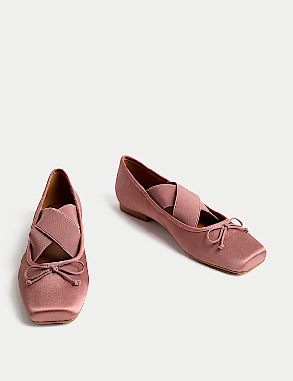 נעלי בלרינה שטוחות מסטן עם רצועות - IL