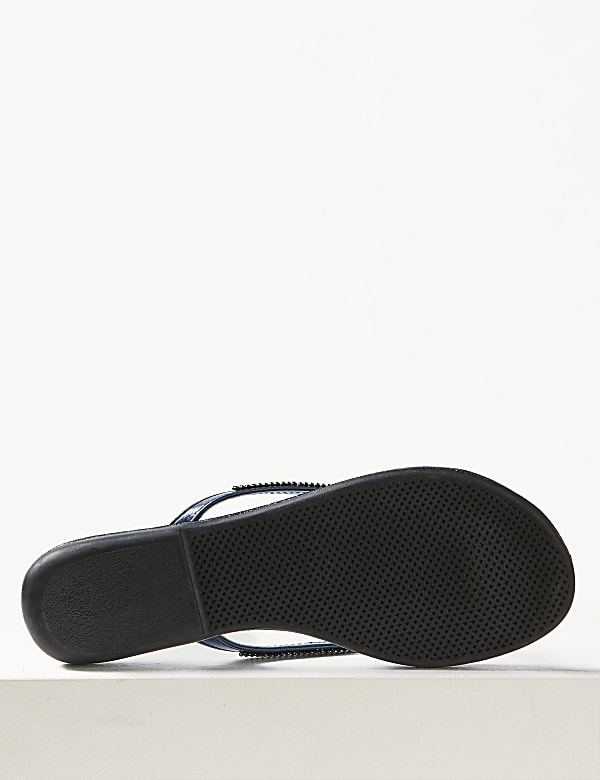 Diamanté Flip-Flops