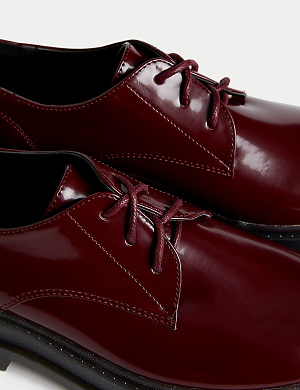Chunky Lace-Up Flatform Brogues