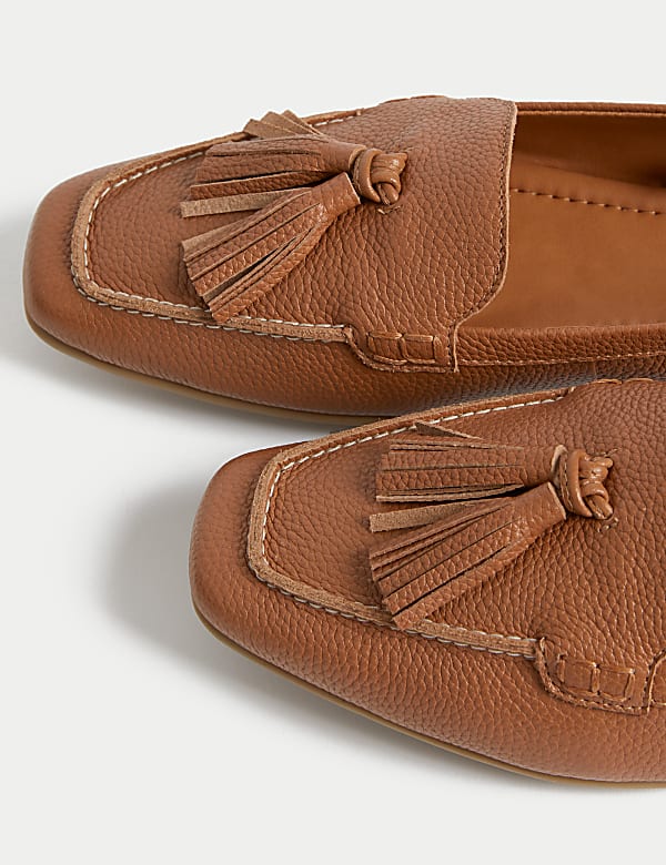 Wide Fit Leather Tassel Flat Boat Shoes - TW