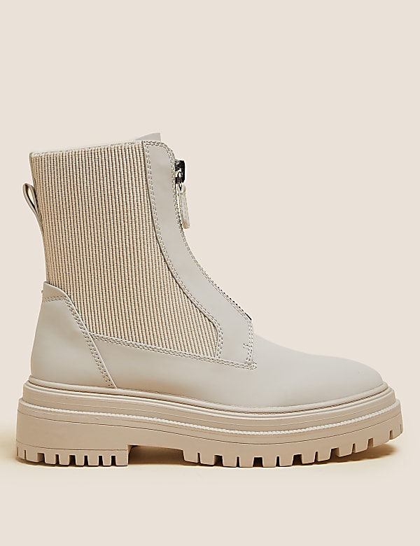 Chunky Chelsea Flatform Ankle Boots - AU