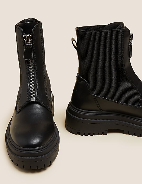 Chunky Chelsea Flatform Ankle Boots