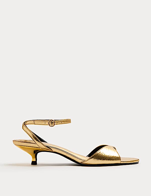 Sandales &agrave; petits talons, bout ouvert et bride &agrave; la cheville - BE