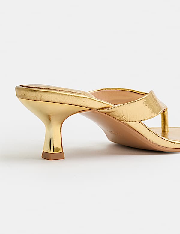 Kitten Heel Toe Post Sandals - US