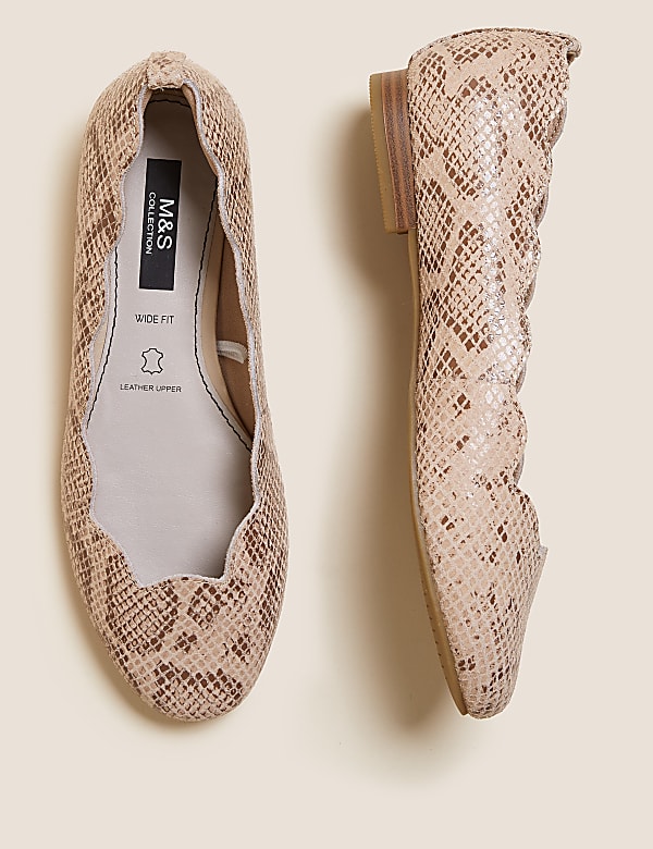 Wide Fit Leather Animal Print Pumps