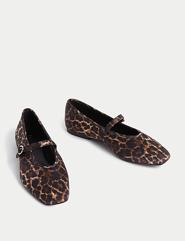 Bailarinas con estampado de leopardo satinadas - US