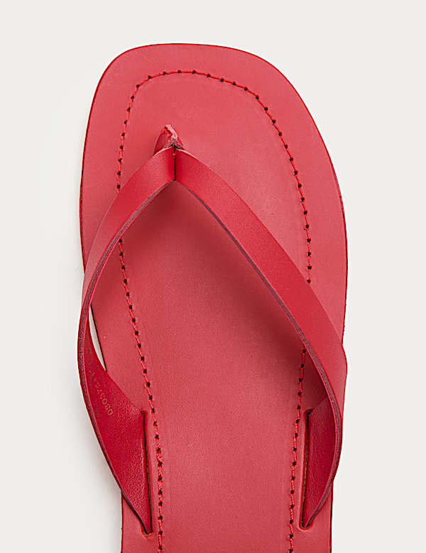 Tongs plates en cuir &agrave; bout carr&eacute; - FR