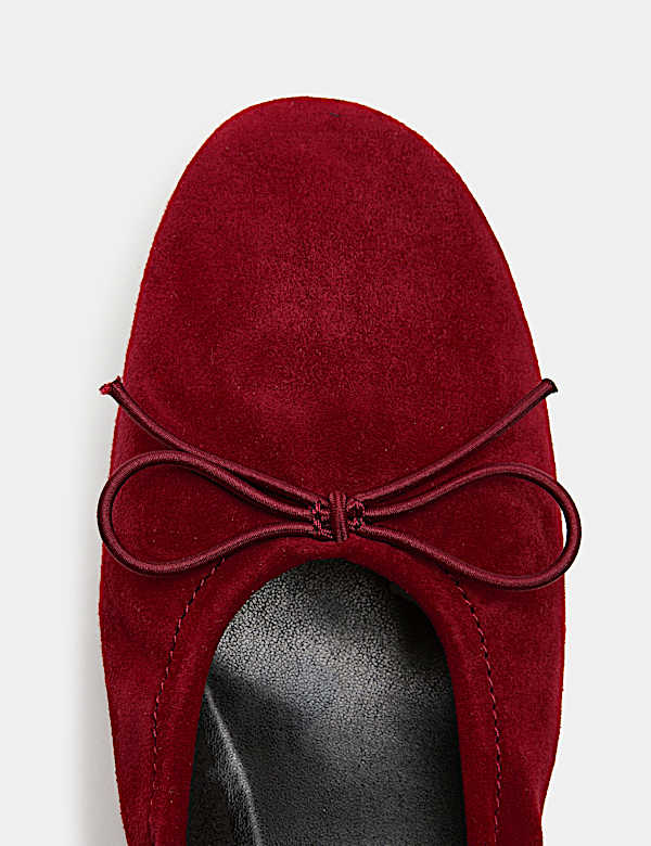 Suede Bow Block Heel Court Shoes - UA