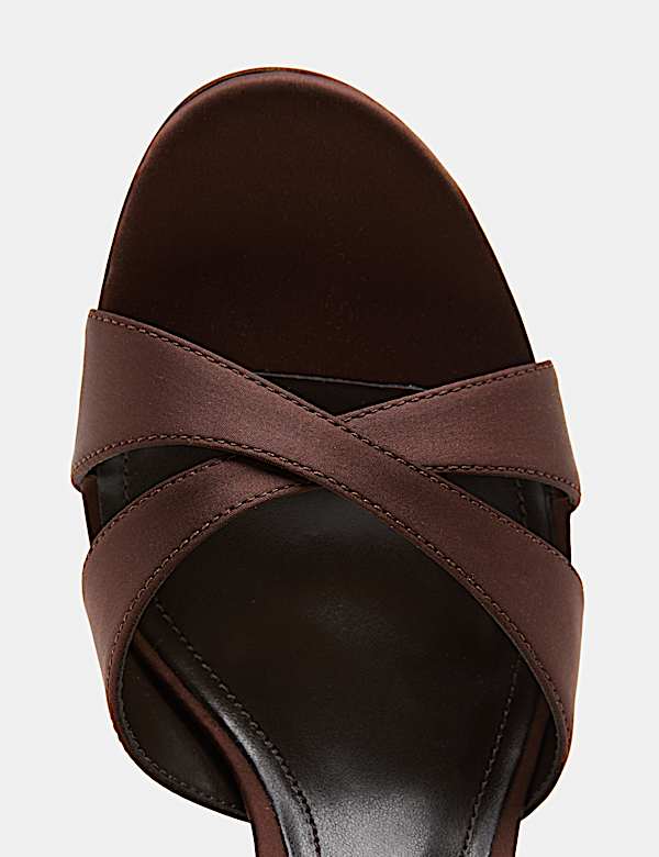 Buckle Crossover Block Heel Sandals - US