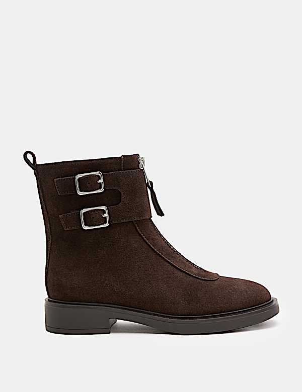 Suede Buckle Block Heel Round Toe Ankle Boot - JP